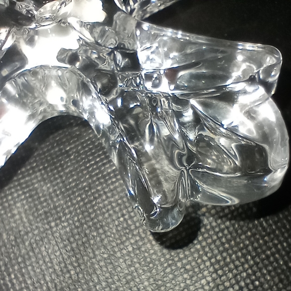 Waterford Crystal Lismore Cross. (It has a nik/chip) - Picture 3 of 11